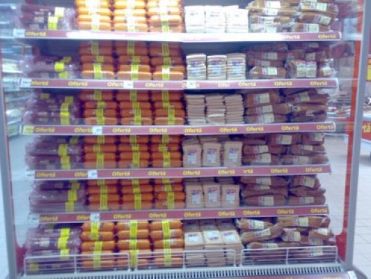 Ce mai fură constănţenii: salam de Sibiu şi haine